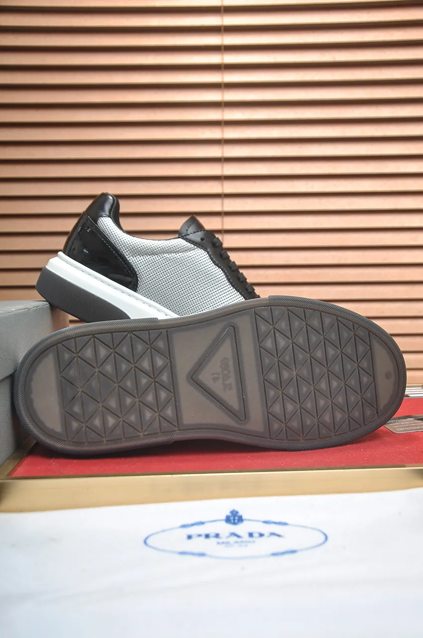 Men's shoes 💰580💶【PRADA】Top original, new season, high quality original goods, top imported calfskin with original imported glue, imported cowhide inside with original cowhide feet, original outsole! Quality guaranteed! Code 38-45 (45 customized)